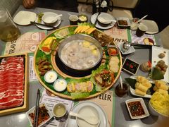 -椰小鸡·琼州糟粕醋·火锅(美兰缤纷城店)