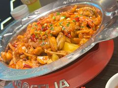 -胖哥俩肉蟹煲(湖滨银泰in77店)