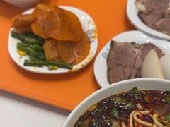 -德元兰州纯汤牛肉面(龙阳路店)