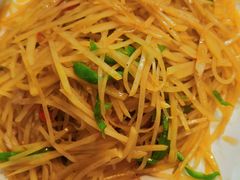 -路边边地标烧烤·川菜·小龙虾·音乐酒馆(良乡长虹店)