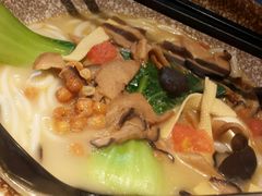 -蒙自源小锅米线(金佰利店)