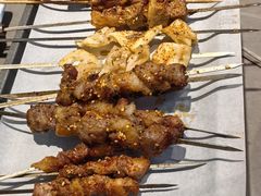 -小两口锦州烧烤·脆皮油边(依云北郡店)