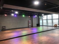 -零下舞度·街舞连锁机构(万科中心店)