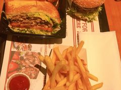 -The Habit Burger Grill 哈比特汉堡(复兴soho店)