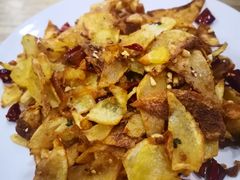 -扒虾小妹儿麻辣海鲜(宏图街店)