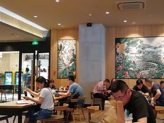 大堂-星巴克臻选(武汉首义汇店)