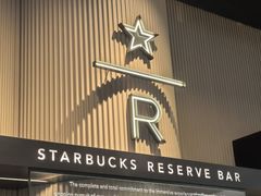 -星巴克臻选(上海合生汇1F店)