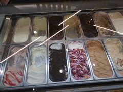 -Inside Scoop Suria KLCC