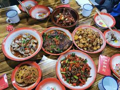 -老三样·美食研究中心(世贸路店)