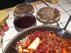 -瓜西西重庆火锅(花溪店)