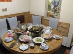 -溢心园香河肉饼总店
