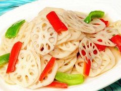 微山湖白莲藕-微山湖湖畔好客居鱼馆渔家菜(微山湖风景区店)