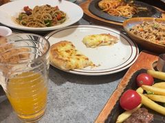 -菲滋意式休闲餐厅(北仑银泰城店)
