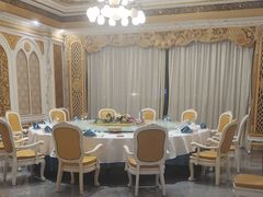 -皇宫大酒店