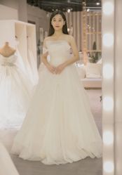 点击看大图 -Lady Jane高端婚纱礼服馆