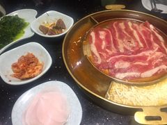 -猪啊牛呀羊啊铜盘烤肉(正大广场店)