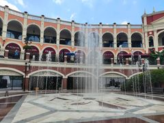 -佛罗伦萨小镇广佛名品奥特莱斯(疏港路店)