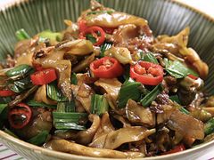 榨菜皮炒五花肉-唐伯虎新派湘菜馆(石夏时代广场店)