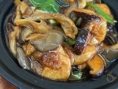 -胡子饮食店