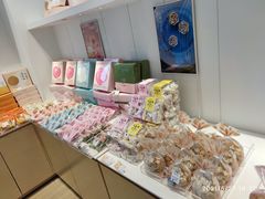 零售区-好利来(荣民时代店)