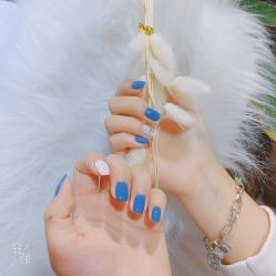 -潮店·虞妃妮轻奢美甲美睫馆