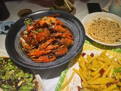 -肥肥虾庄·金牌油焖大虾(沙湖店)