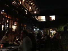 -Dash Teak House