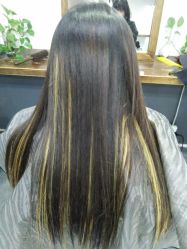 -Moyue HAIR SALON