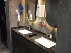 -香港新发烧腊茶餐厅(水围店)