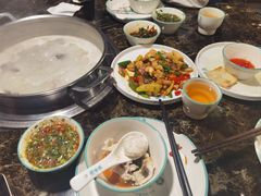 -鱼粤鲜淘米捞·中山脆肉鲩火锅(悦湖会店)