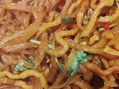 -山里屯铁锅炖·东北菜(康桥店)