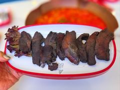 -毛辣果·贵州红酸汤牛肉火锅(西单店)