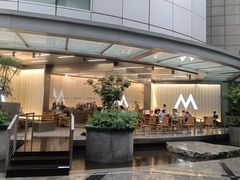 -M Stand(上海人民广场来福士店)