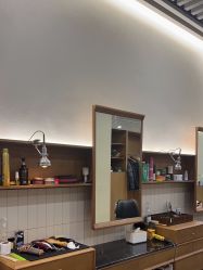 -MARTIN'S BARBER SHOP男士理发馆