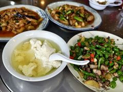 -陈三炖鸡馆(金众小区店)