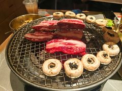 -草家酱蟹炭火烤肉店(珲春南路一店)