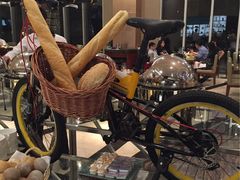 -天津滨海圣光皇冠假日酒店 霞·日餐厅