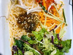 民族古法拌米线-雀舞云南菜(乐客城店)