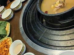 -峰瑞藏地美食·石锅鸡·牦牛肉(大昭寺品牌店)