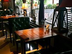 靠窗位-Local泰莲庭(虹鳟鱼店)