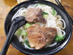 -丽虹云南过桥米线(兴工街店)