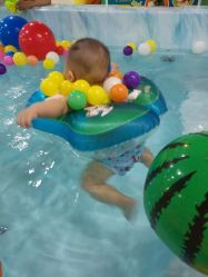 -小鸭先知婴儿游泳馆