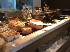 自助取餐区-都会尚膳·海鲜自助餐厅(重庆万豪酒店)