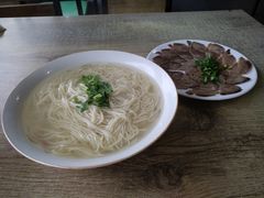 -正宗胖子抻面馆(岭东路店)