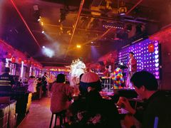 -喜鹊音乐酒馆(西街店)