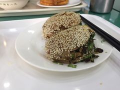 烧饼夹牛肉-护国寺小吃(地安门店)