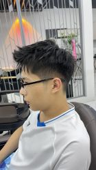 -尤司男士国潮理发馆