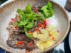 香烤牛柳温泉蛋沙拉-Let'sBURGERplus·非常创意汉堡(三里屯店)