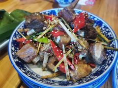 -蜗牛小馆醉乡民谣云南菜(惠新西里店)