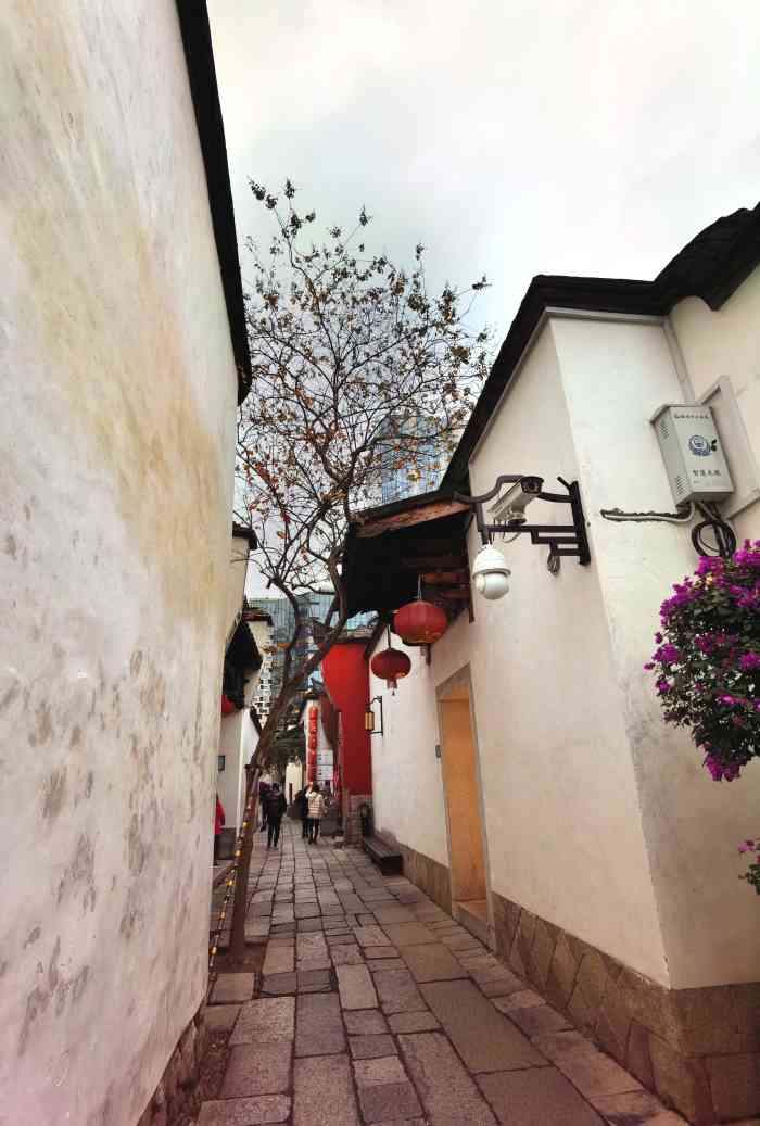 老朱烧烤(达明路店)-"第一次来是身为福州本地人的老公带领而来,.